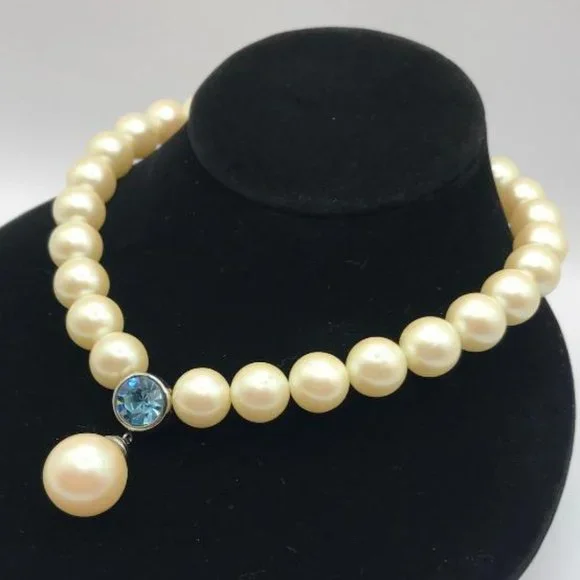 Vintage Givenchy Faux Pearl with Faceted Blue Crystal Pendant Necklace - Picture 3 of 10
